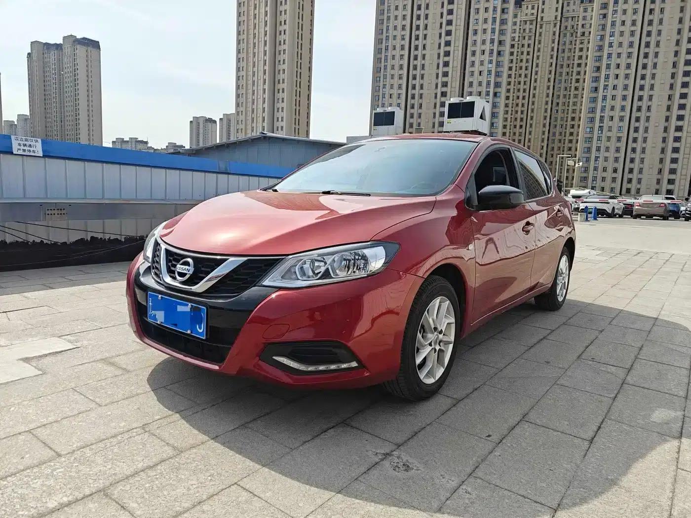 2021 Tiida 1.6L CVT Smart Edition — миниатюра 1