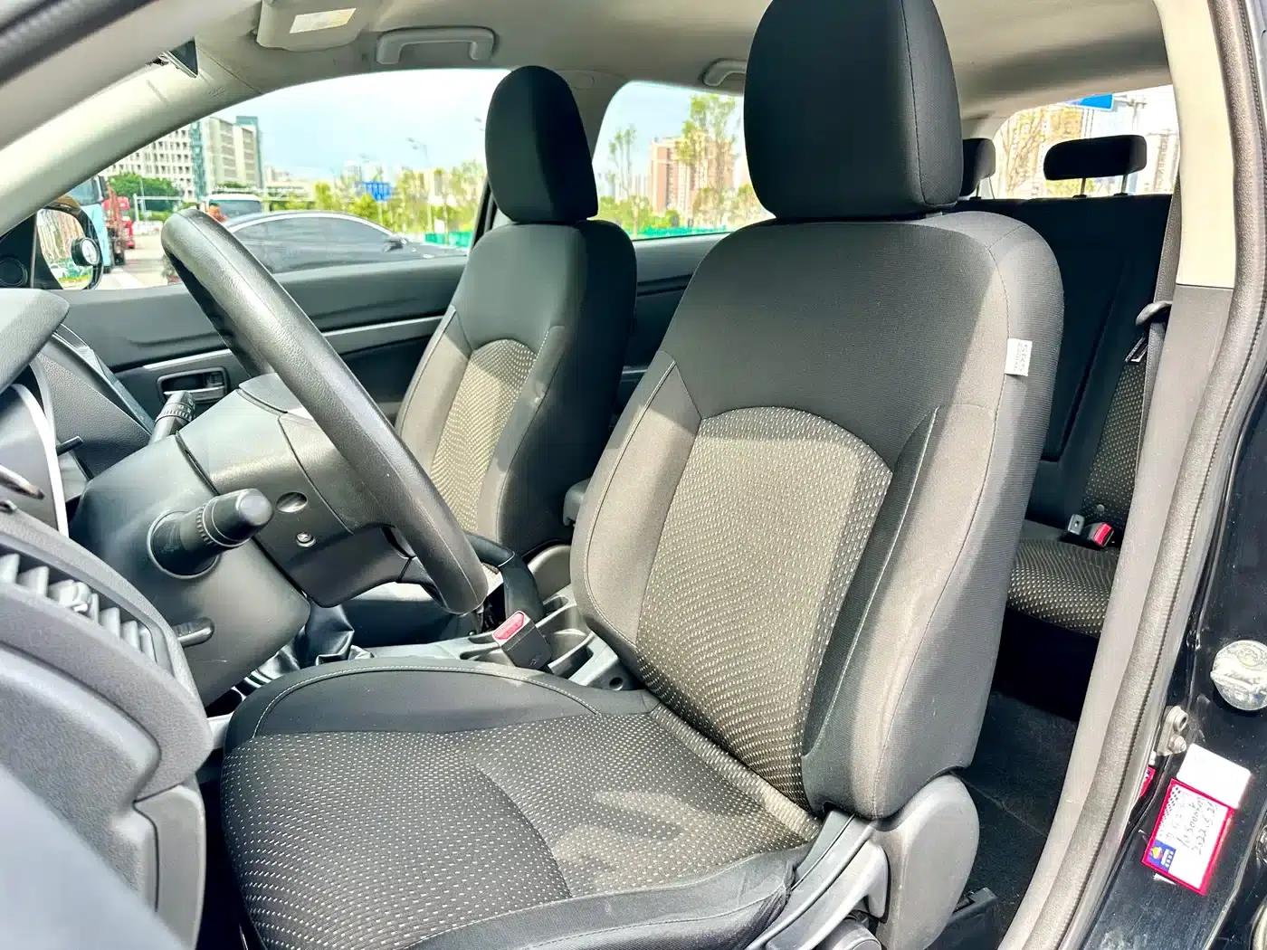 2013 ASX 2.0L Manual 2WD Comfort Edition — миниатюра 23