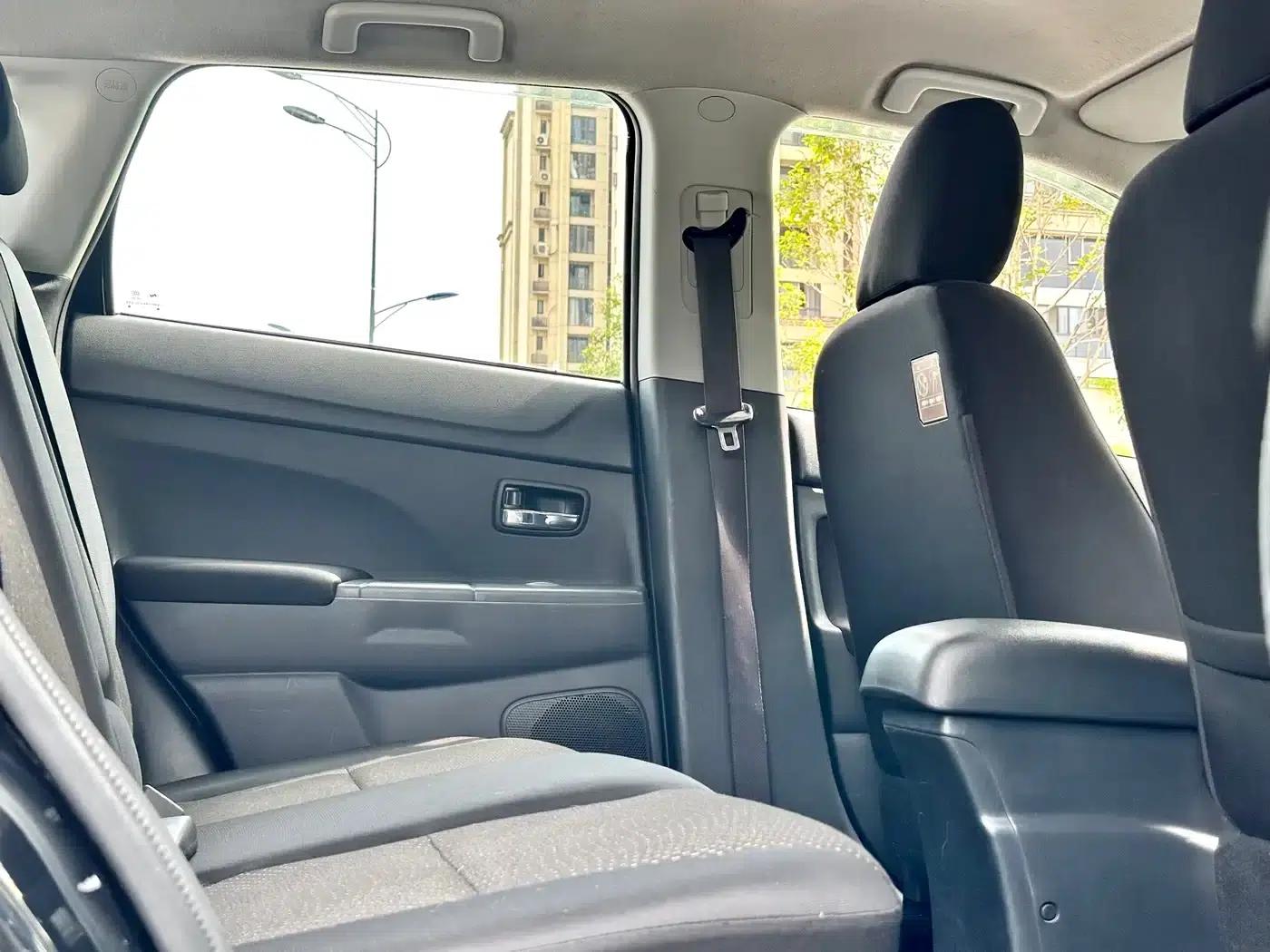 2013 ASX 2.0L Manual 2WD Comfort Edition — миниатюра 30