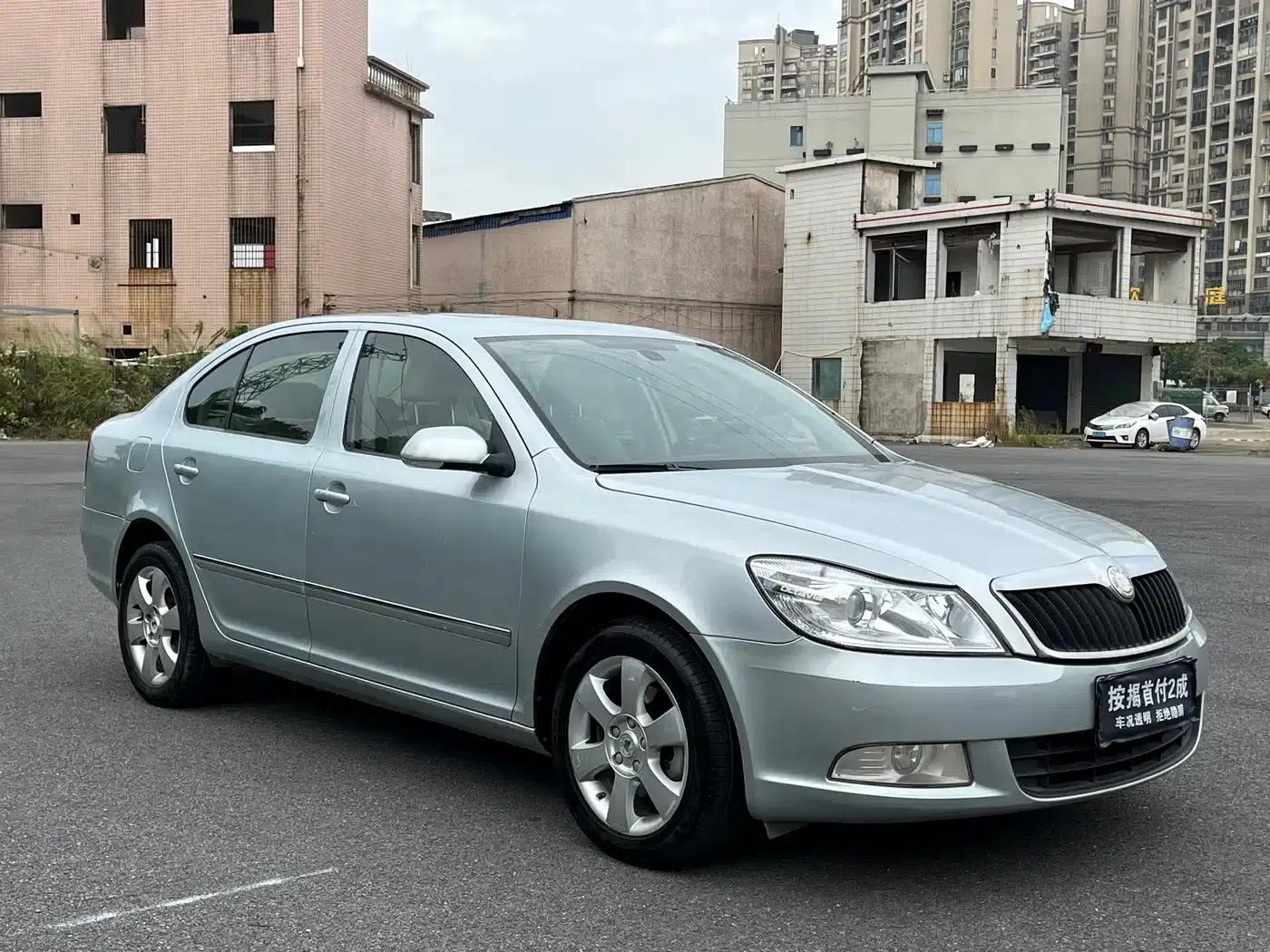 Octavia 2010 1.8TSI DSG Elegant Edition — миниатюра 3