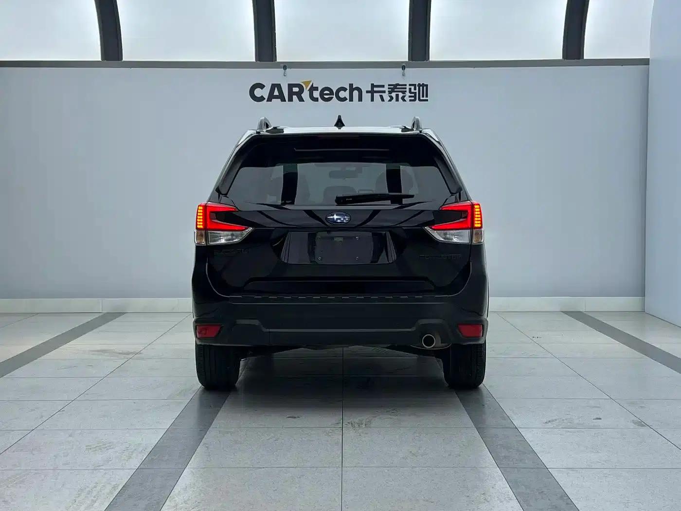 Forester 2022 2.0i AWD Luxury Edition EyeSight — миниатюра 4