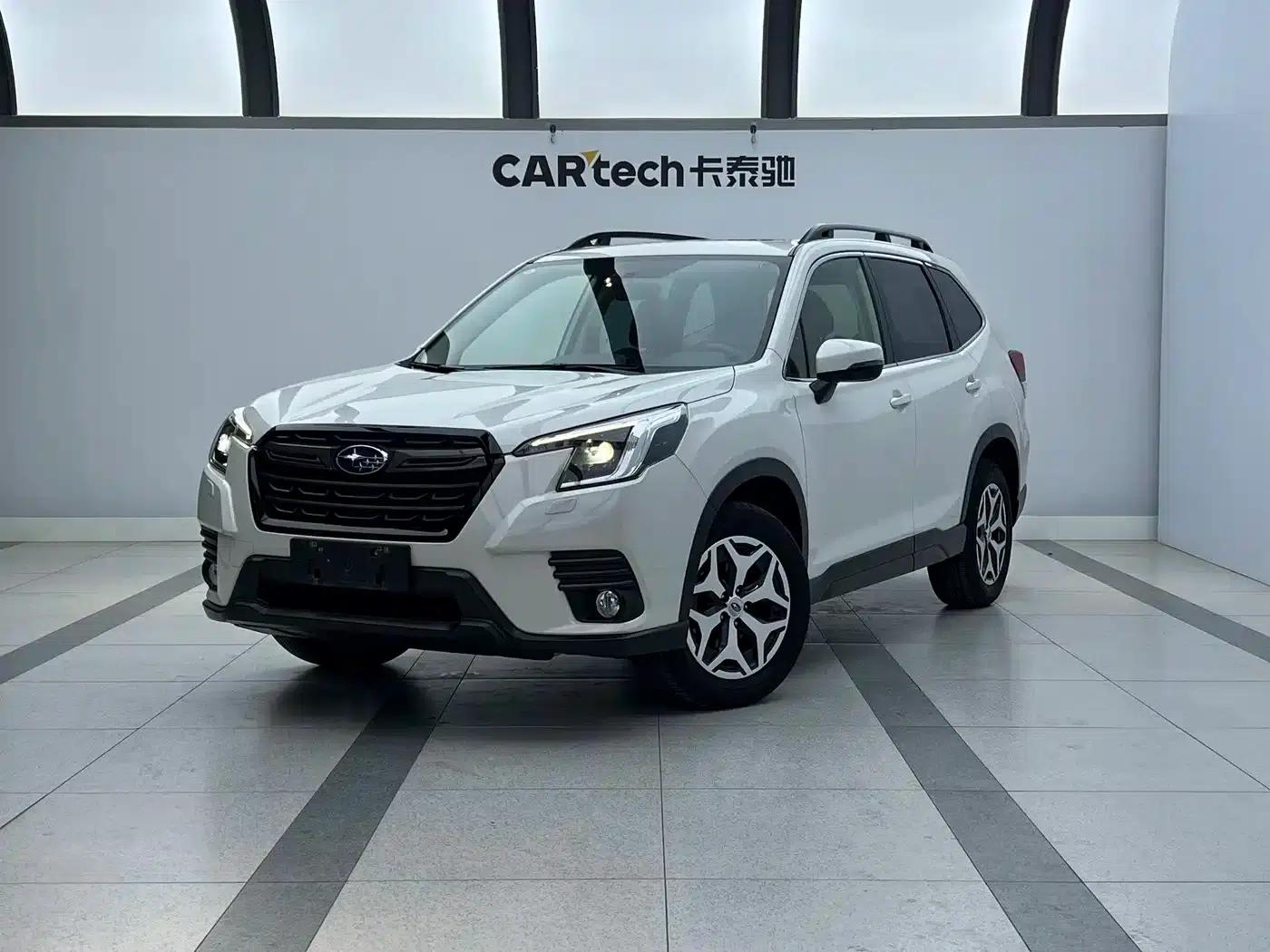 Forester 2022 2.0i AWD Luxury Edition — миниатюра 1