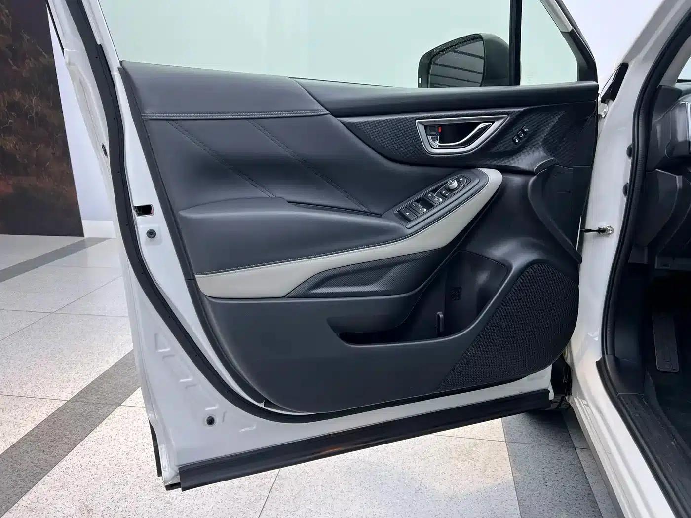 Forester 2022 2.0i AWD Luxury Edition — миниатюра 13