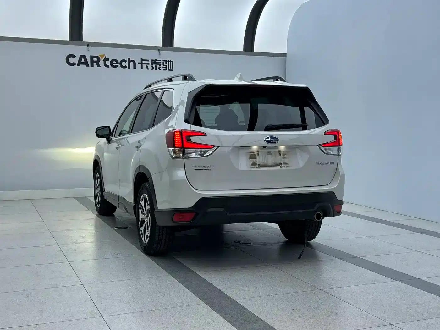 Forester 2022 2.0i AWD Luxury Edition — миниатюра 4