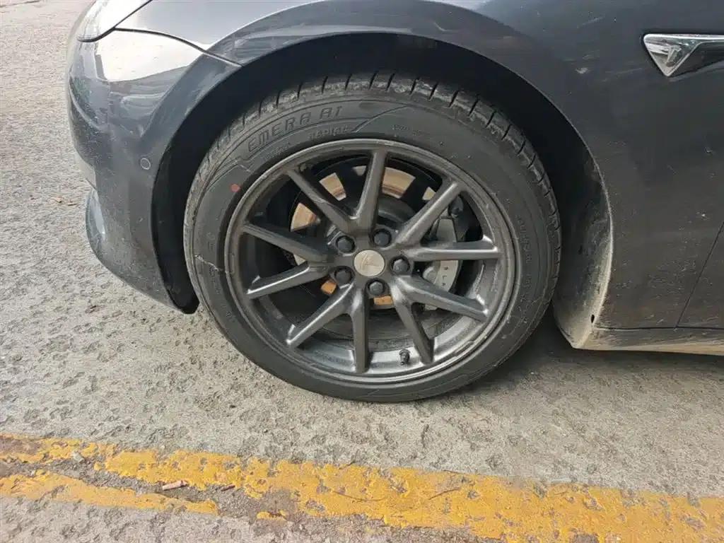Model 3 2020 Long Range Rear-Wheel Drive — миниатюра 23