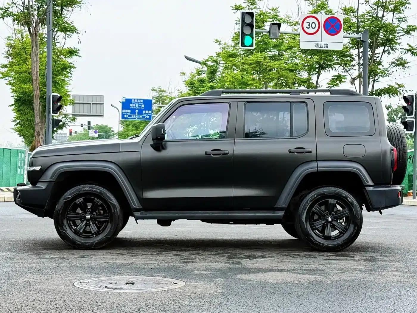 Tank 300 2021 Off-Road Edition 2.0T Challenger — миниатюра 4