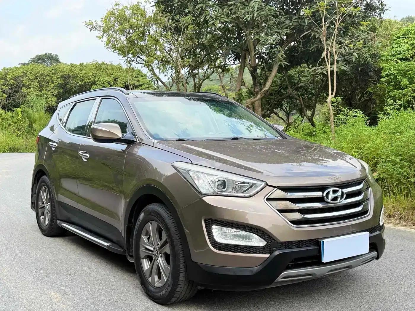 Santa Fe 2013 2.4L Automatic 2WD Smart Edition — миниатюра 3