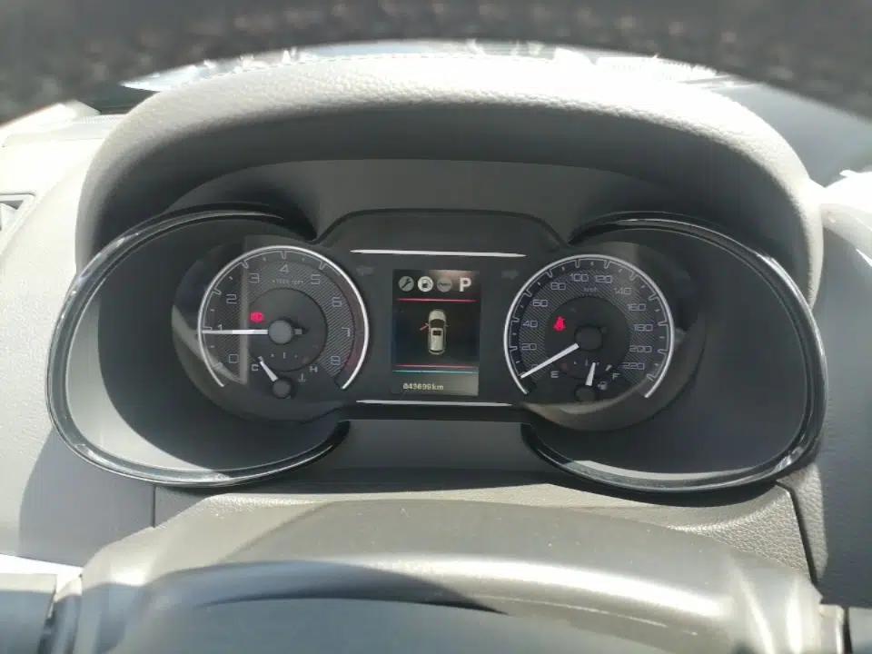 Used Dongfeng Aeolus AX7 2016 2.0L Automatic Zhiyi Trim — миниатюра 14
