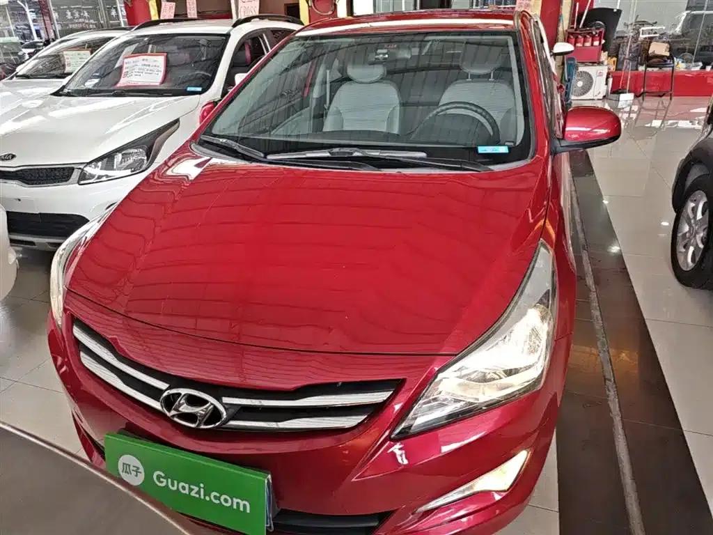 2014 Hyundai Reina 1.4L Automatic Intelligent GLS — миниатюра 3
