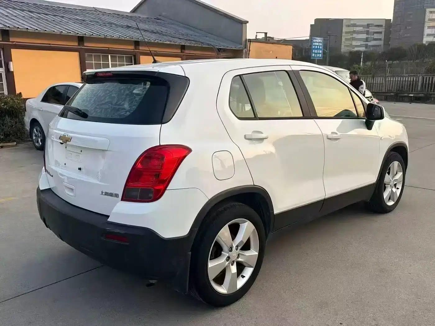 Chevrolet Trax 2014 1.4T Manual 2WD Comfort Model — миниатюра 7