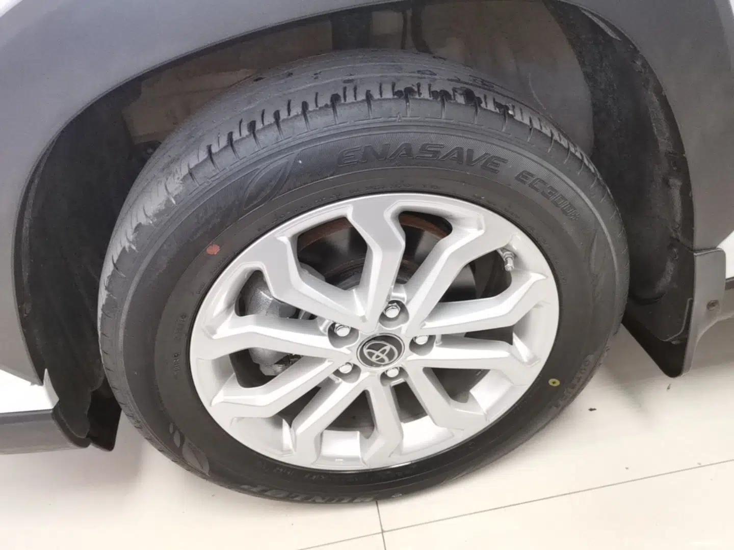 Used Toyota FRONTLANDER 2023 2.0L CVT Leading Edition — миниатюра 15
