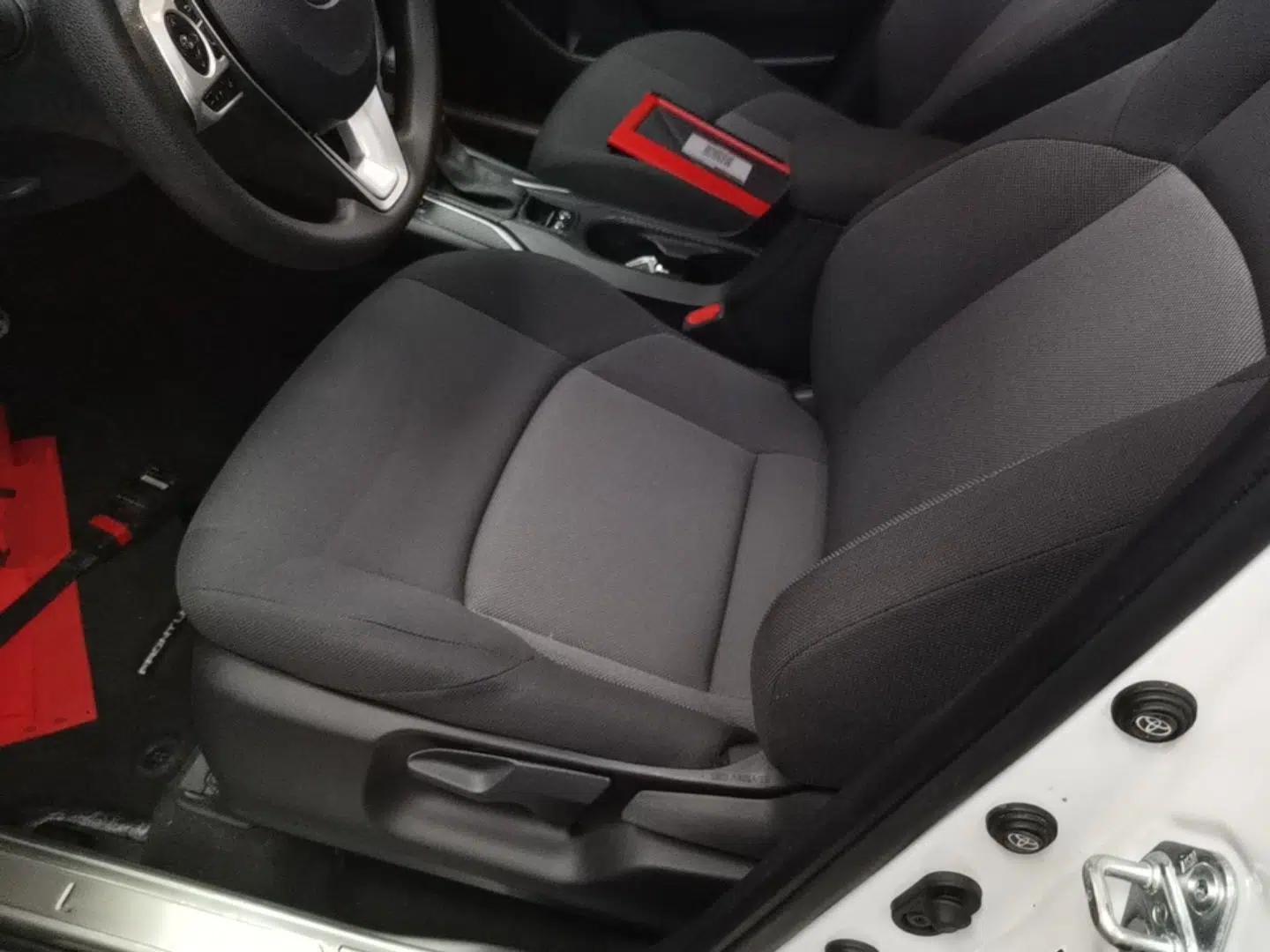 Used Toyota FRONTLANDER 2023 2.0L CVT Leading Edition — миниатюра 22