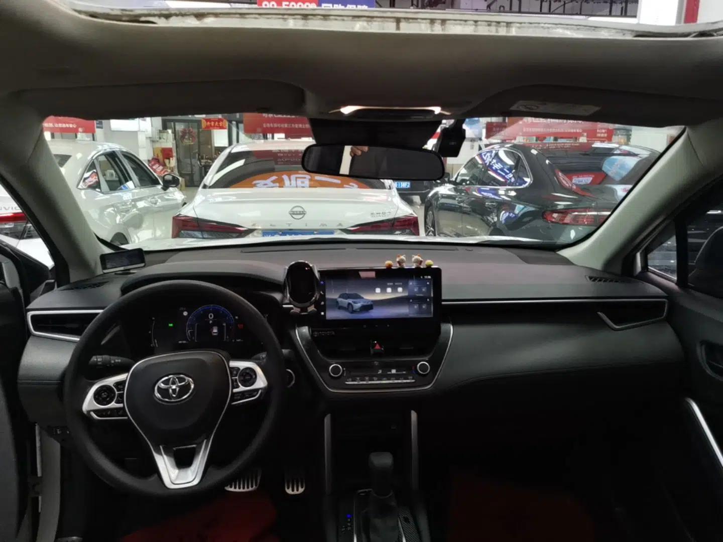 Used Toyota FRONTLANDER 2023 2.0L CVT Leading Edition — миниатюра 26
