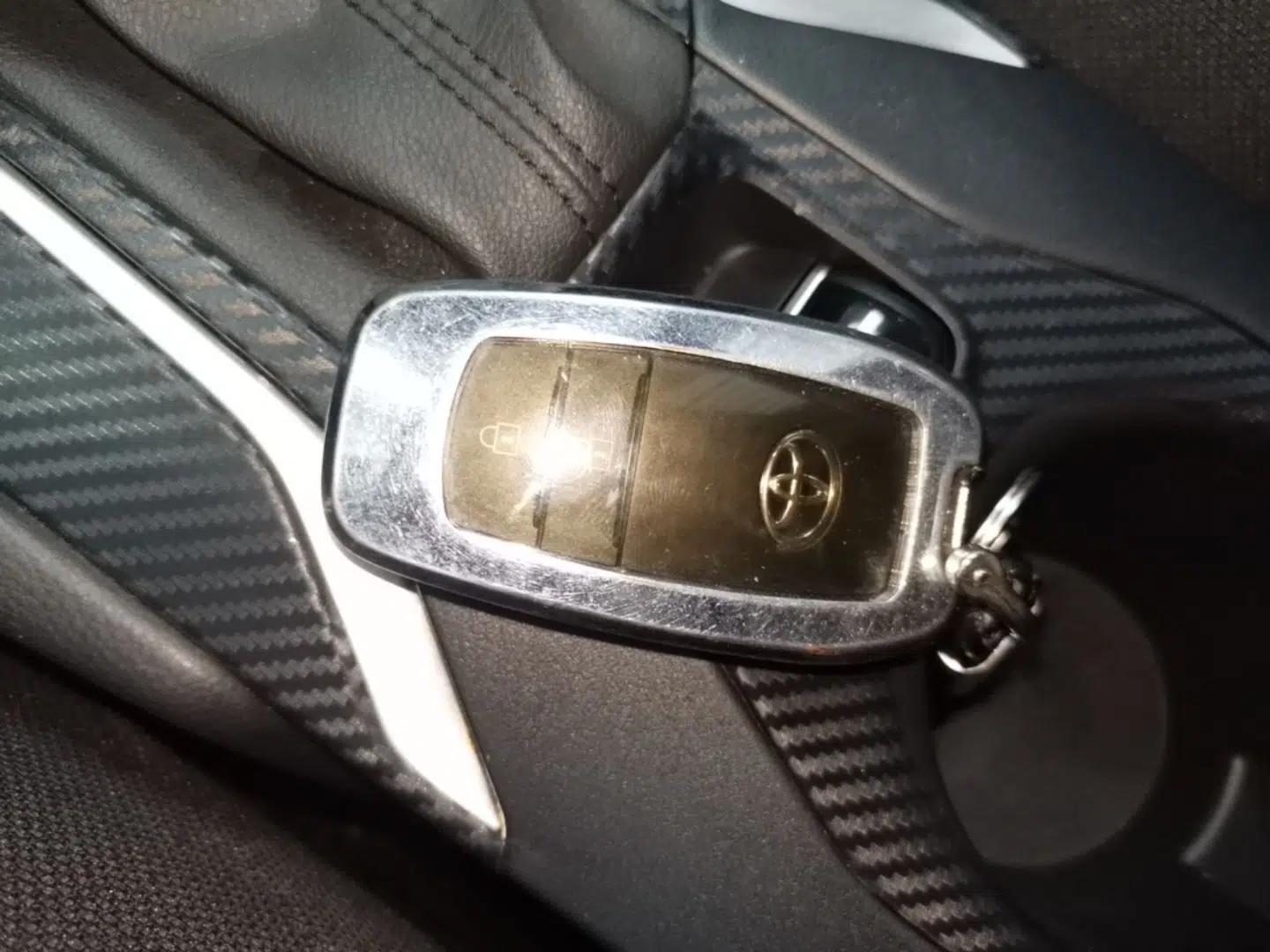 Used Toyota FRONTLANDER 2023 2.0L CVT Leading Edition — миниатюра 28