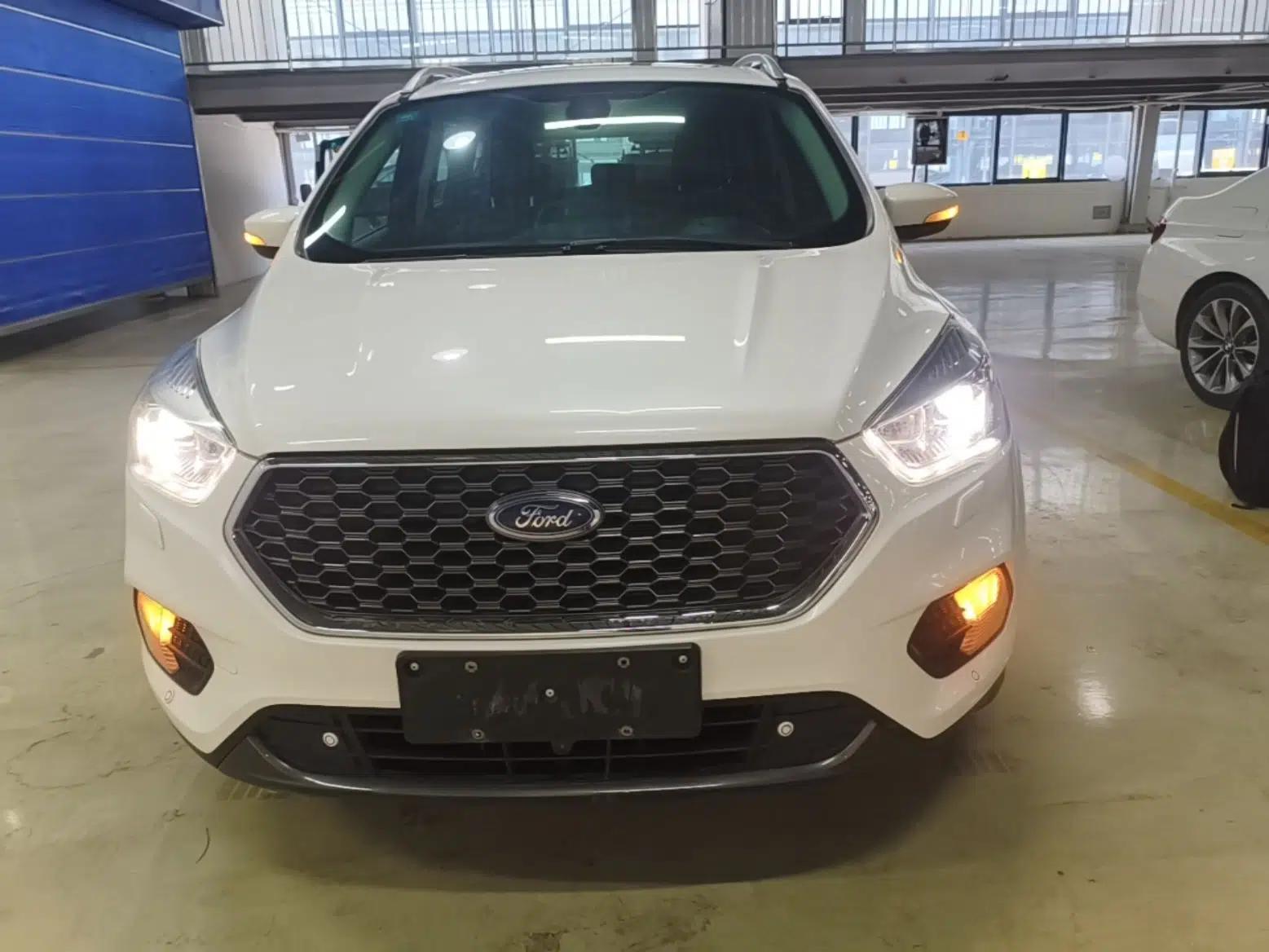 Used Ford Kuga 2019 EcoBoost 180 Two-Wheel-Drive Titanium Plus Model China V Standard — миниатюра 2