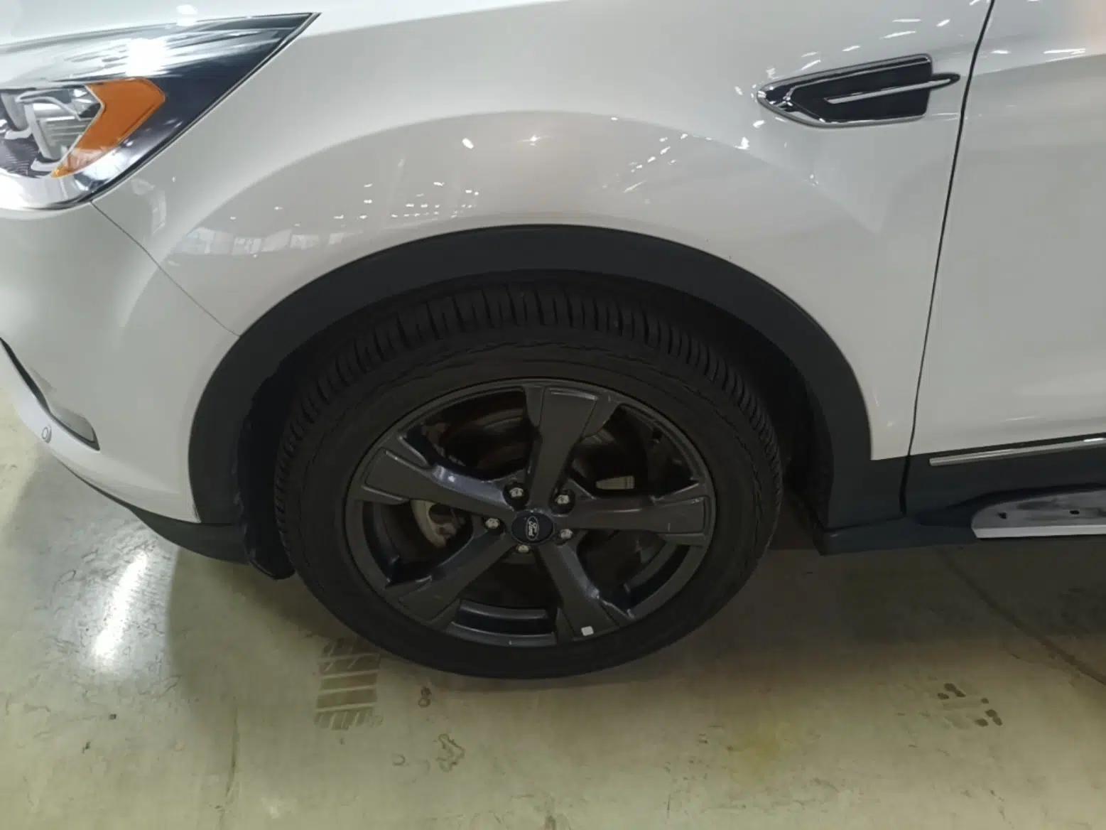 Used Ford Kuga 2019 EcoBoost 180 Two-Wheel-Drive Titanium Plus Model China V Standard — миниатюра 10