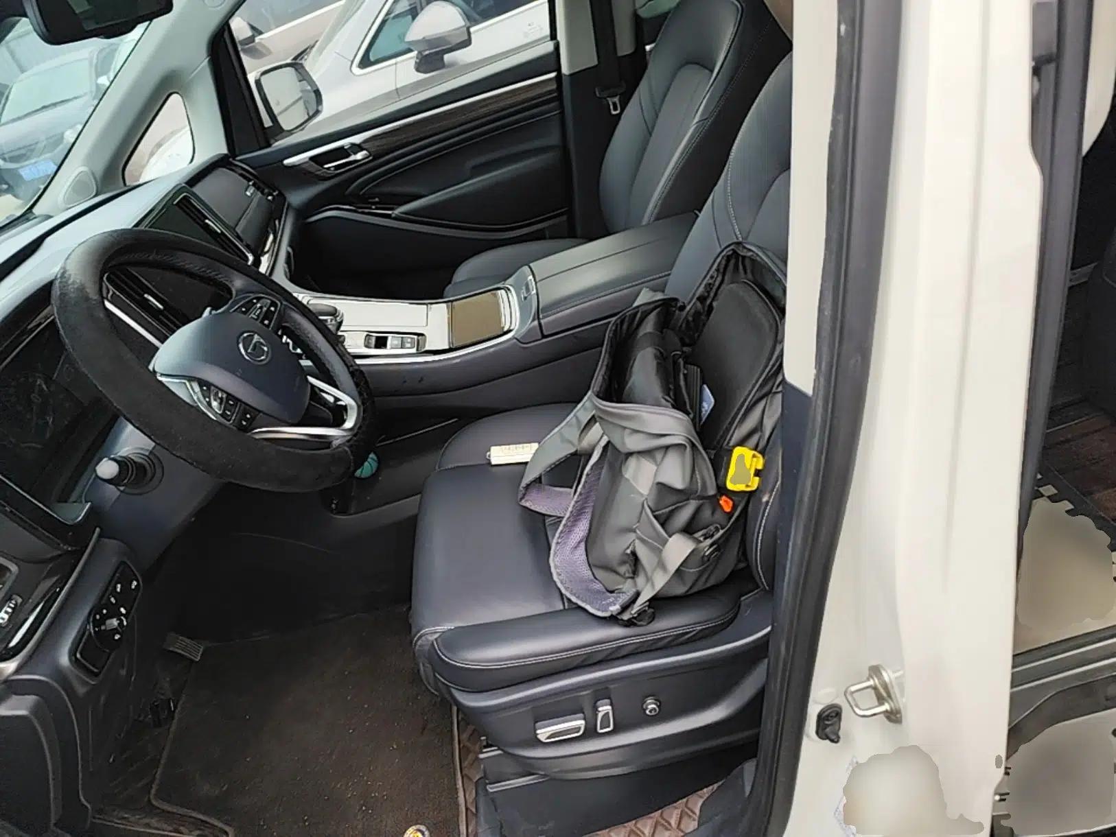 Used GAC Trumpchi M8 2021 Lingxiu Series 390T Deluxe Edition — миниатюра 17