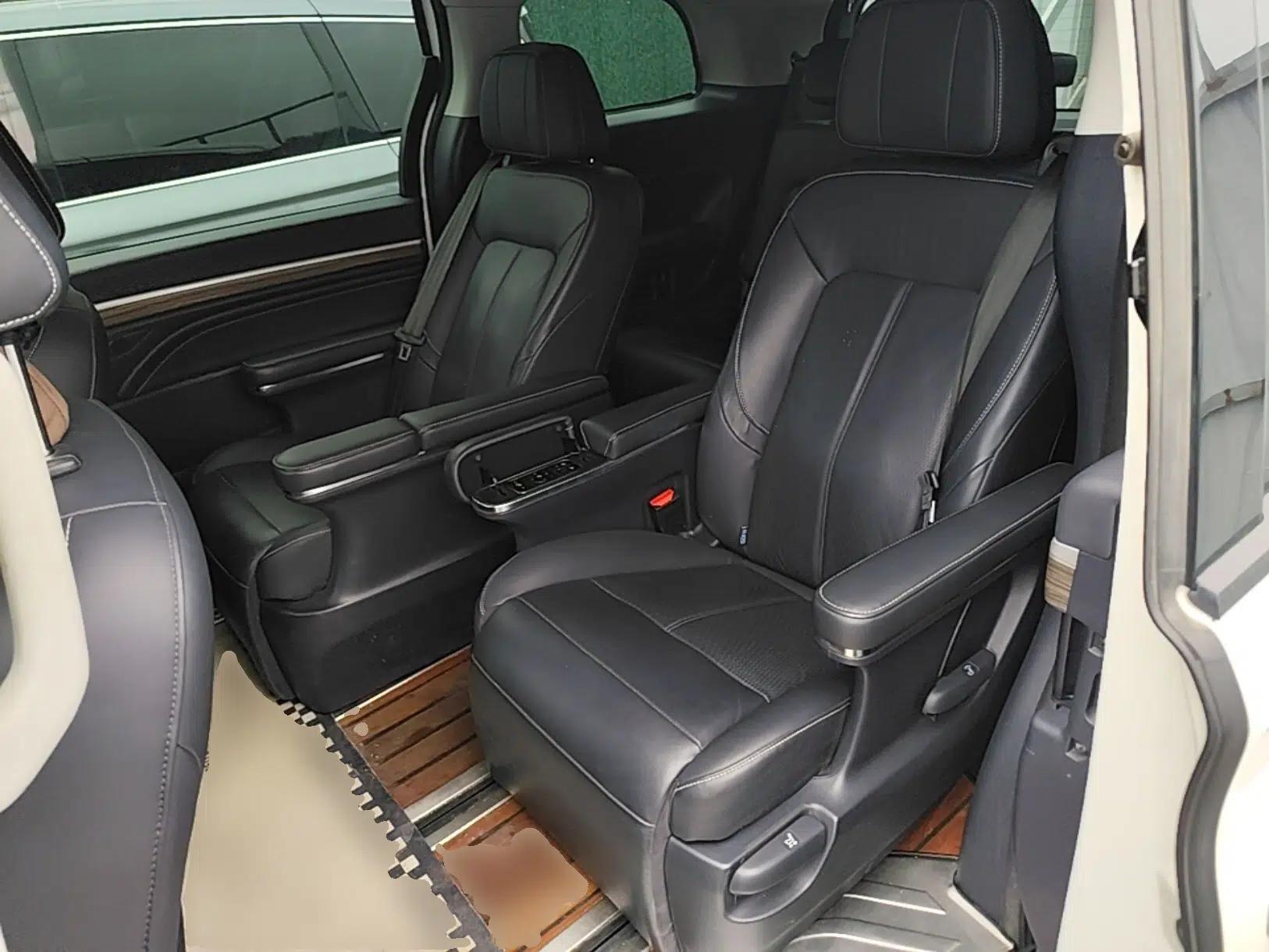 Used GAC Trumpchi M8 2021 Lingxiu Series 390T Deluxe Edition — миниатюра 20