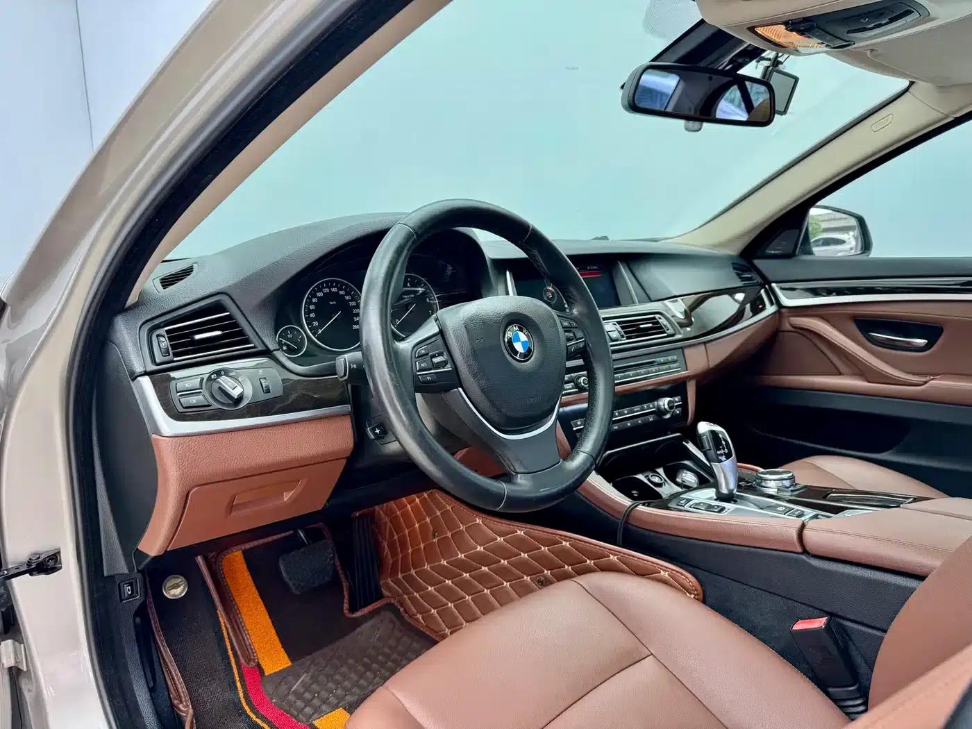 2014 BMW 5 Series 528Li Leading Edition — миниатюра 6