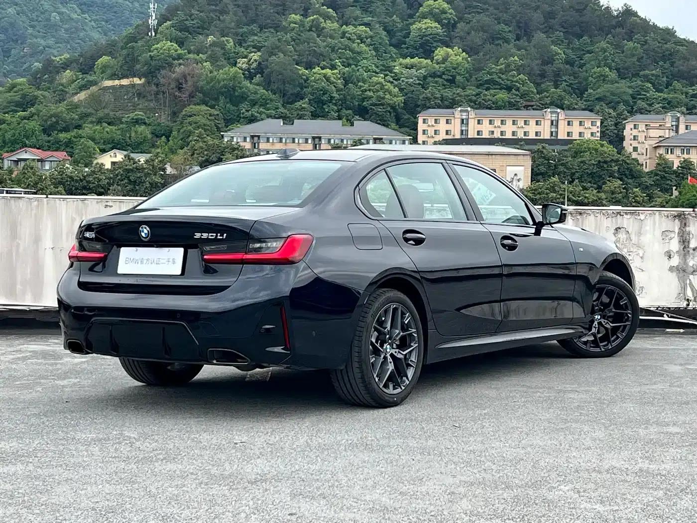 2025 BMW 3 Series 330Li M Sport Shadow Edition — миниатюра 3