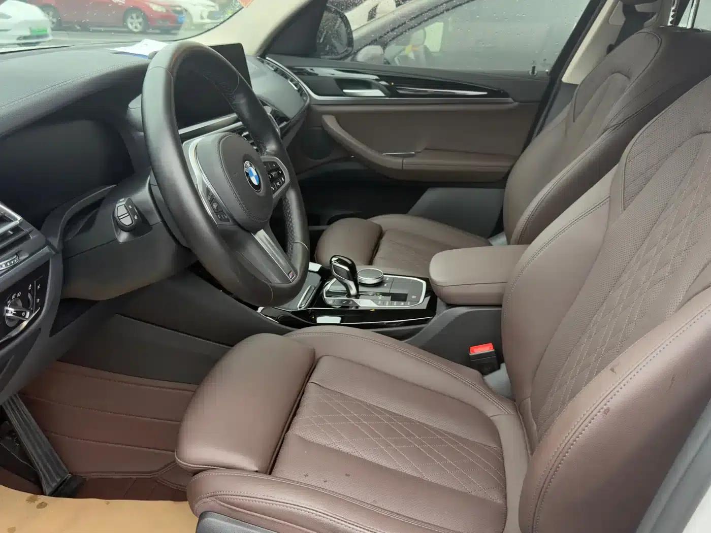 2022 BMW X3 xDrive25i M Sport Package — миниатюра 4