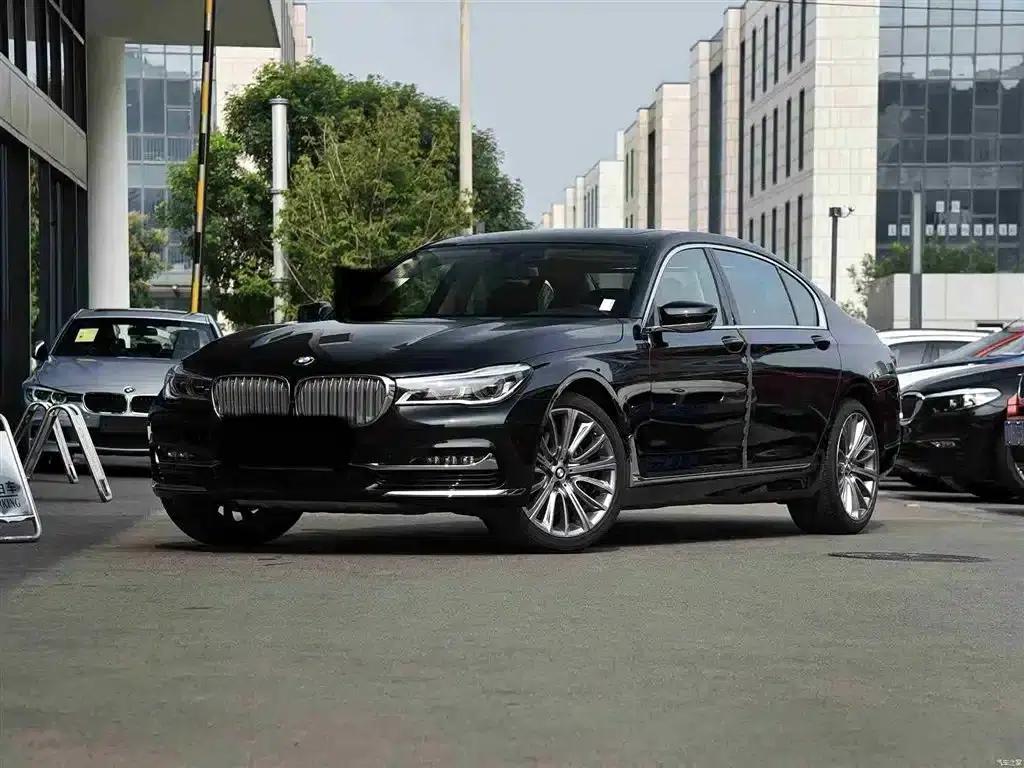 2018 BMW 7 Series 740Li Leading Model, Excellence Package — миниатюра 3