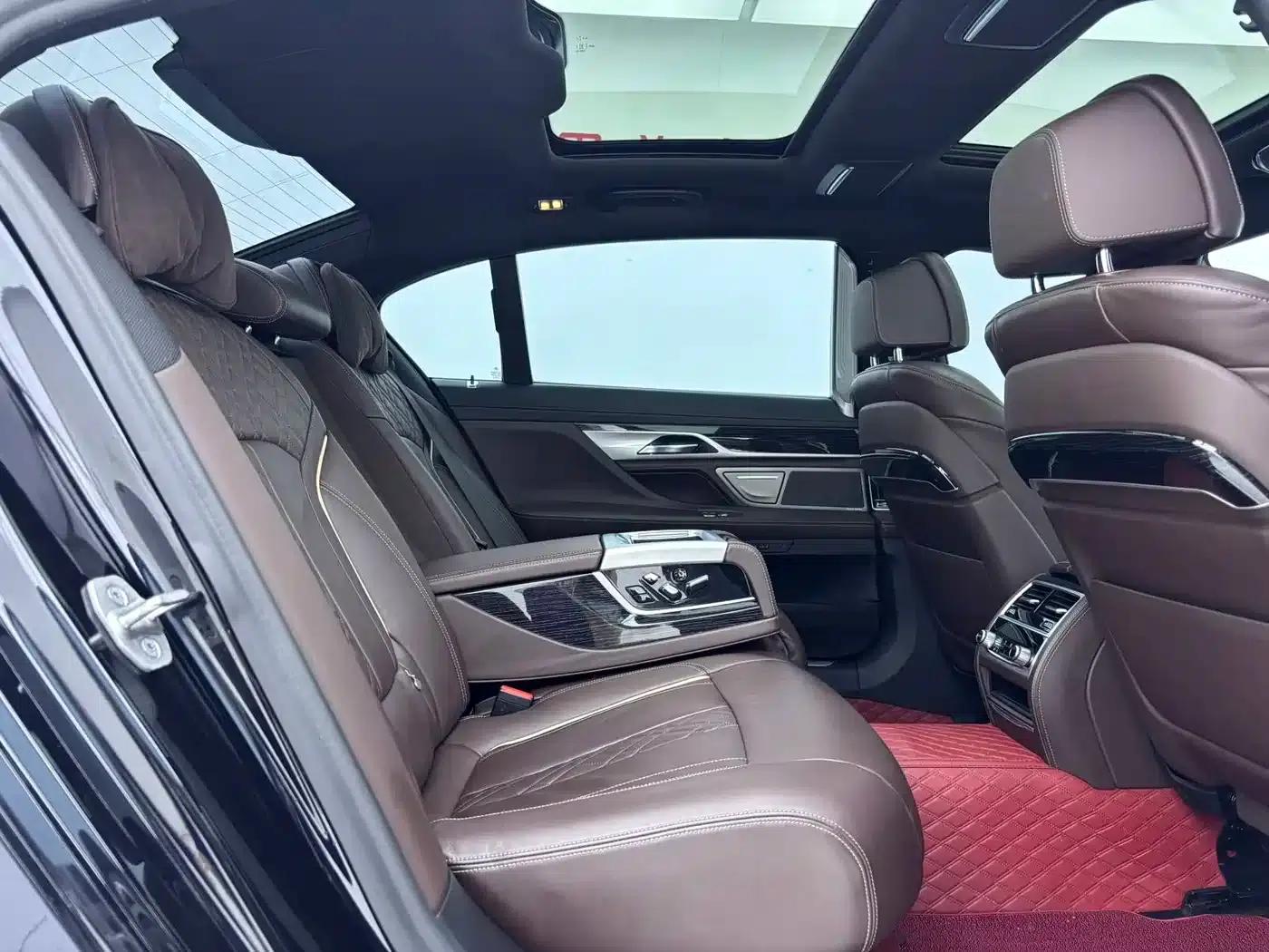 2021 BMW 7 Series 730Li M Sport Package — миниатюра 7