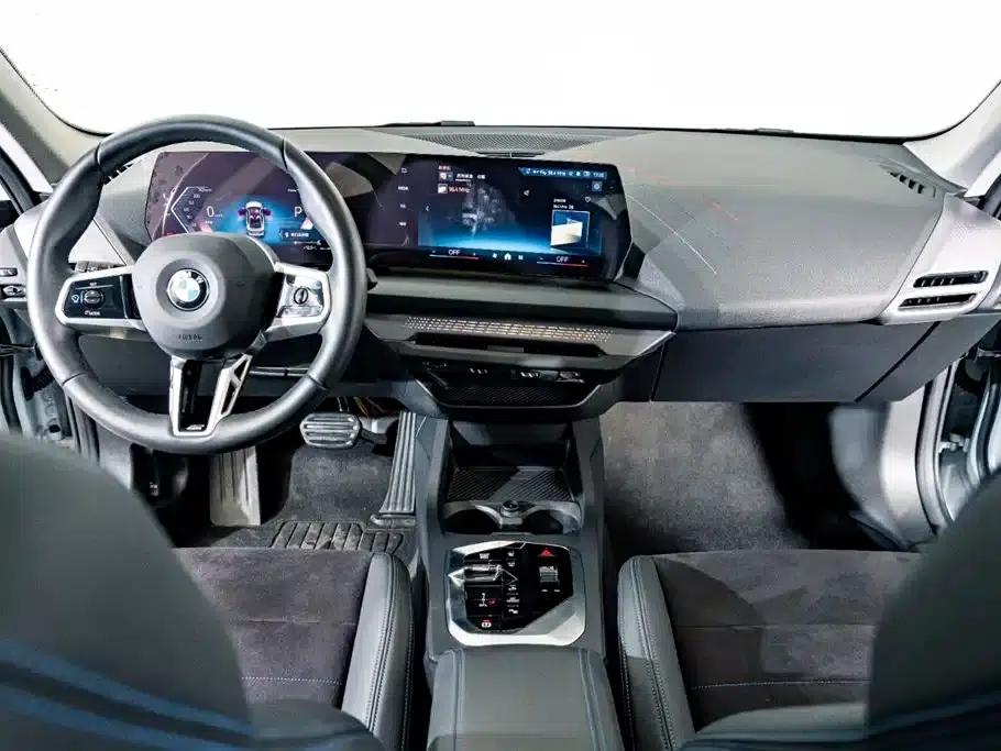 2025 BMW 2 Series 225L M Sport Shadow Edition — миниатюра 14