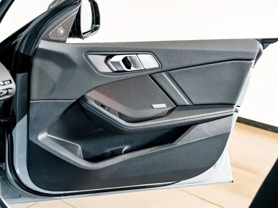 2025 BMW 2 Series 225L M Sport Shadow Edition — миниатюра 17