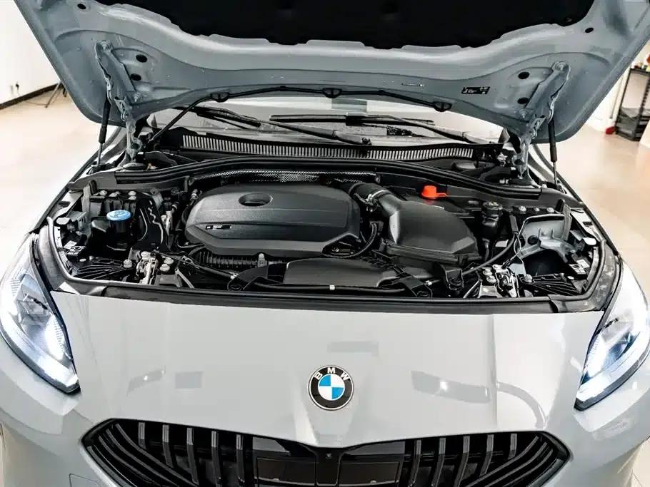 2025 BMW 2 Series 225L M Sport Shadow Edition — миниатюра 26