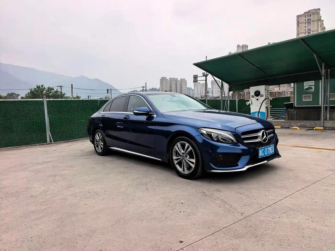 2018 Mercedes-Benz C-Class C 200 L Sport Edition — миниатюра 3