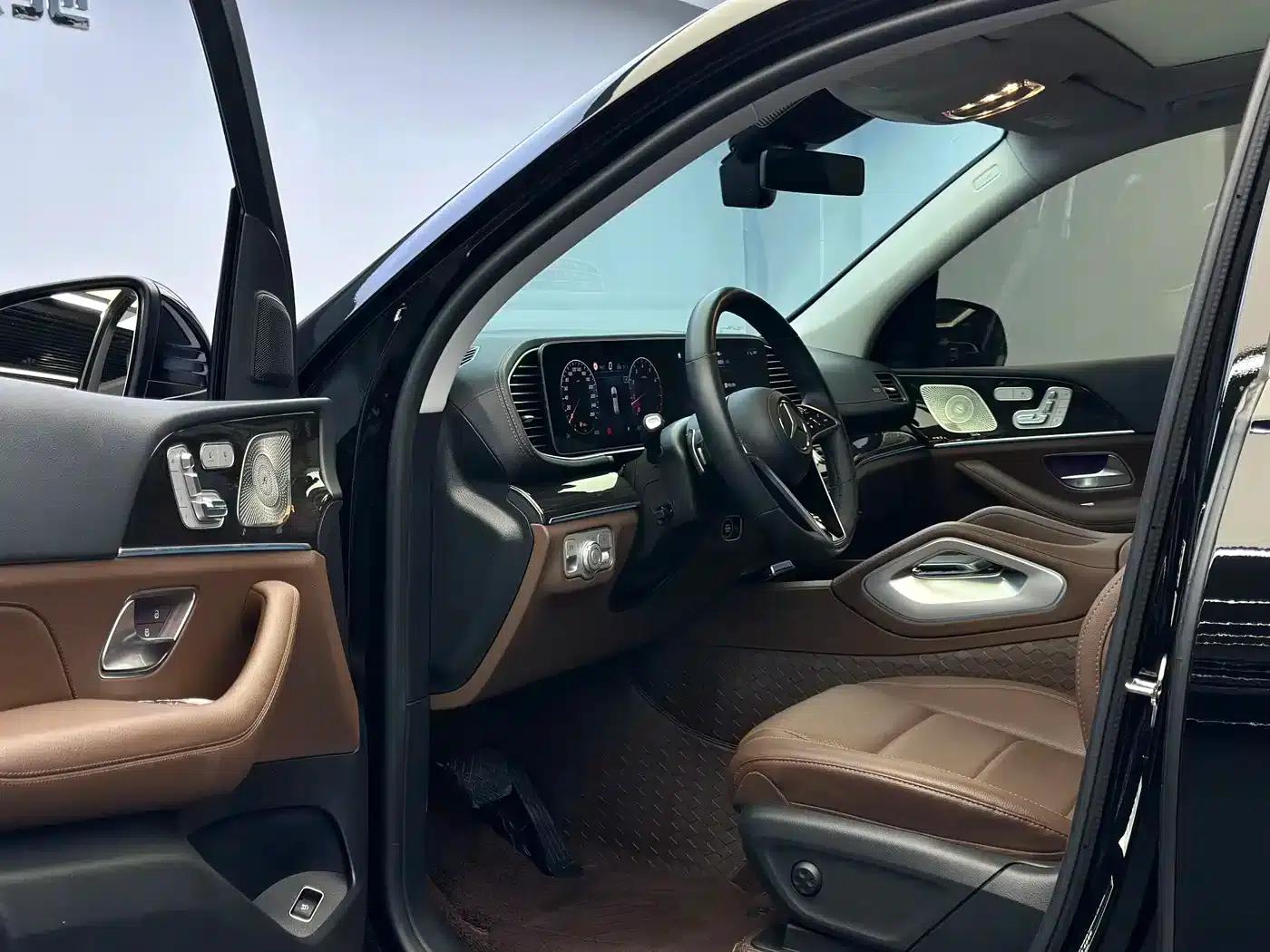 Imported Mercedes-Benz GLE 2024 Facelift GLE 350 4MATIC Fashion Model — миниатюра 8