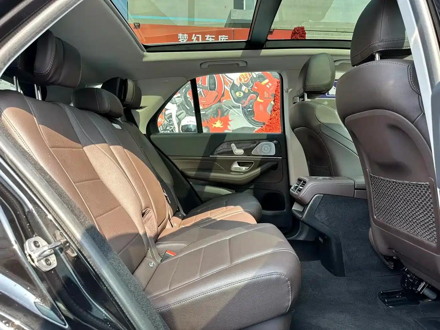 Imported Mercedes-Benz GLE 2021 GLE 350 4MATIC Fashion Model — миниатюра 18