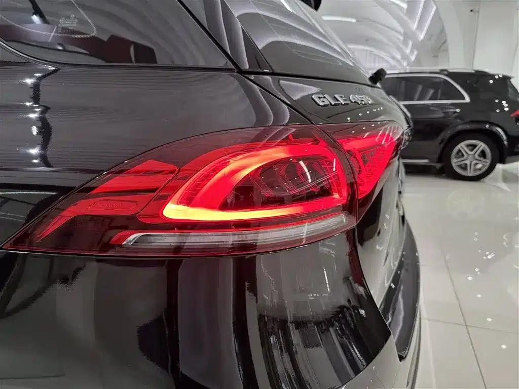 Imported Mercedes-Benz GLE 2023 GLE 450 4MATIC Fashion Model — миниатюра 18