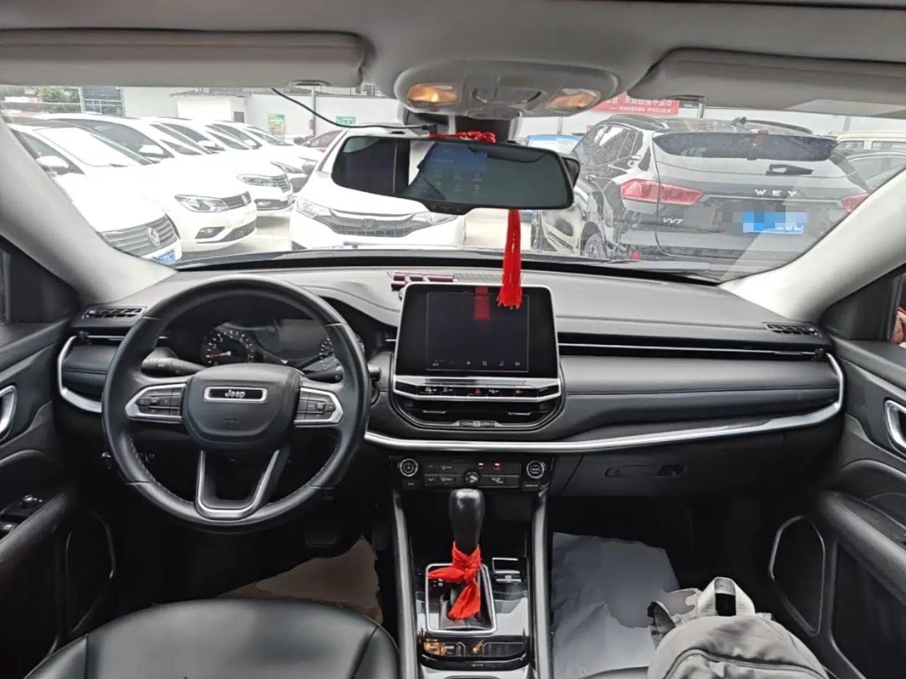 Used Jeep Compass 2021 220T Automatic Leading Edition — миниатюра 12