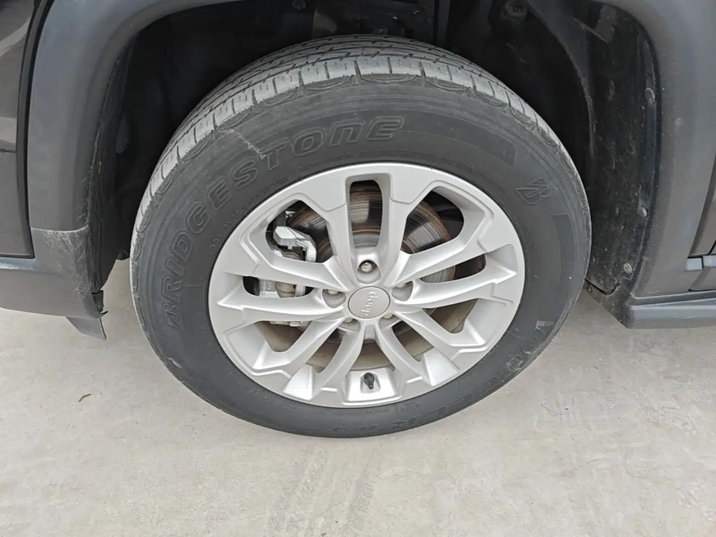 Used Jeep Compass 2021 220T Automatic Leading Edition — миниатюра 10
