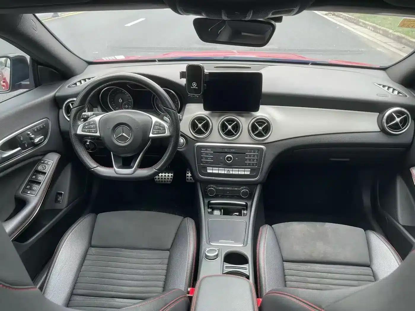Mercedes-Benz CLA (Imported) 2017 CLA 220 4MATIC — миниатюра 9