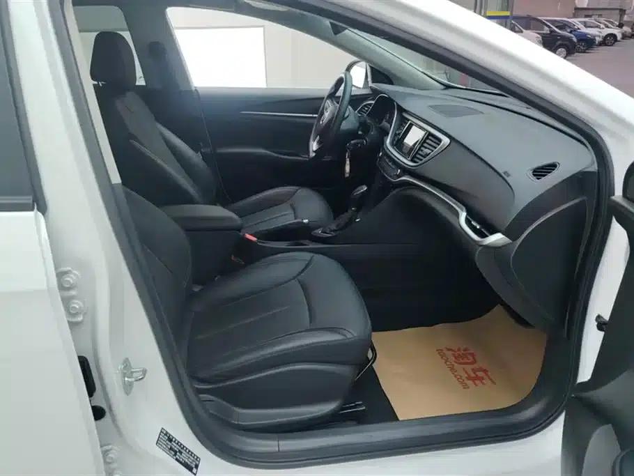 Buick Excelle 2021 Facelift Classic 1.5L Automatic Elite — миниатюра 8