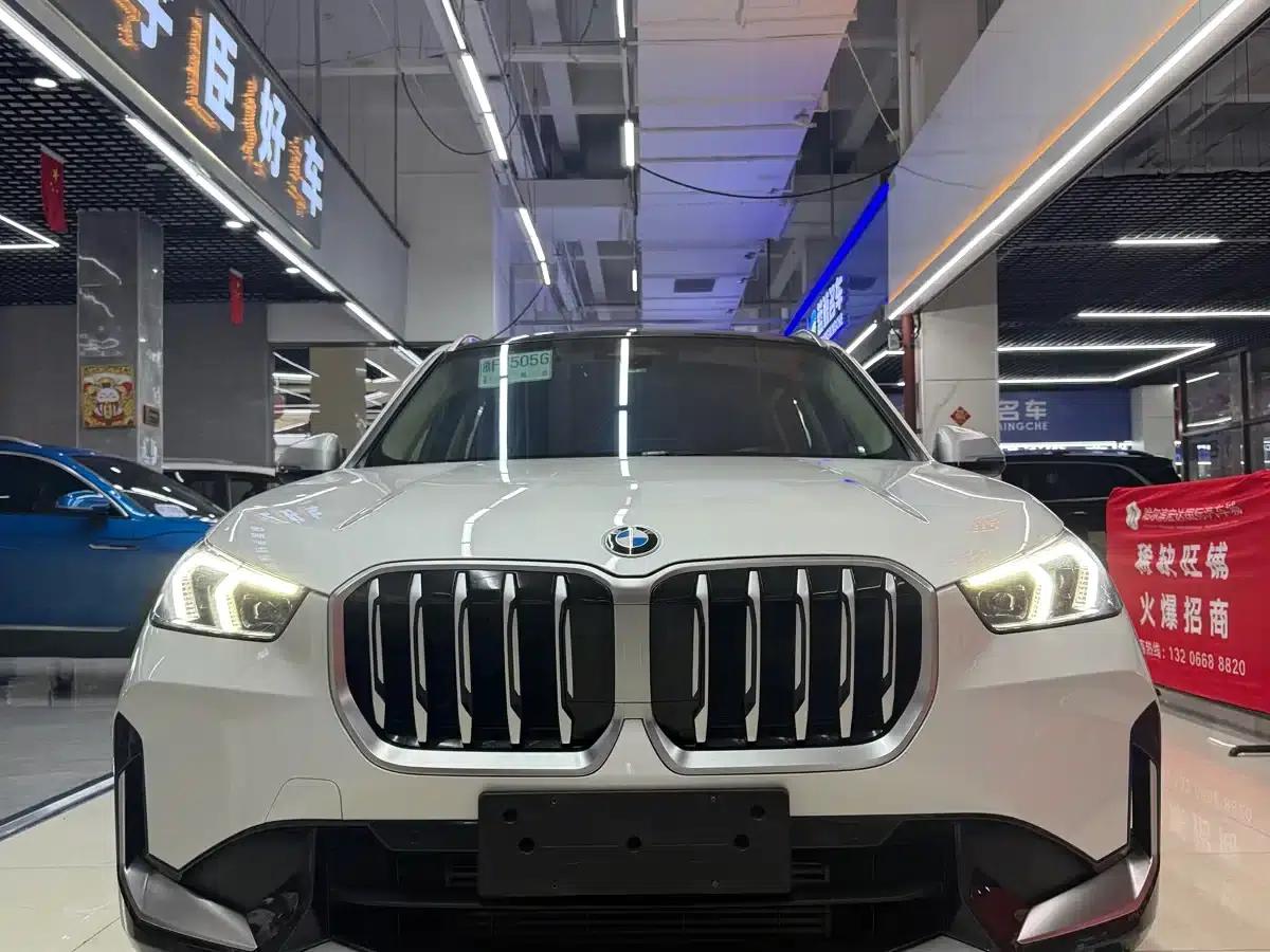 2023 BMW X1 sDrive20Li X Design Package — миниатюра 3