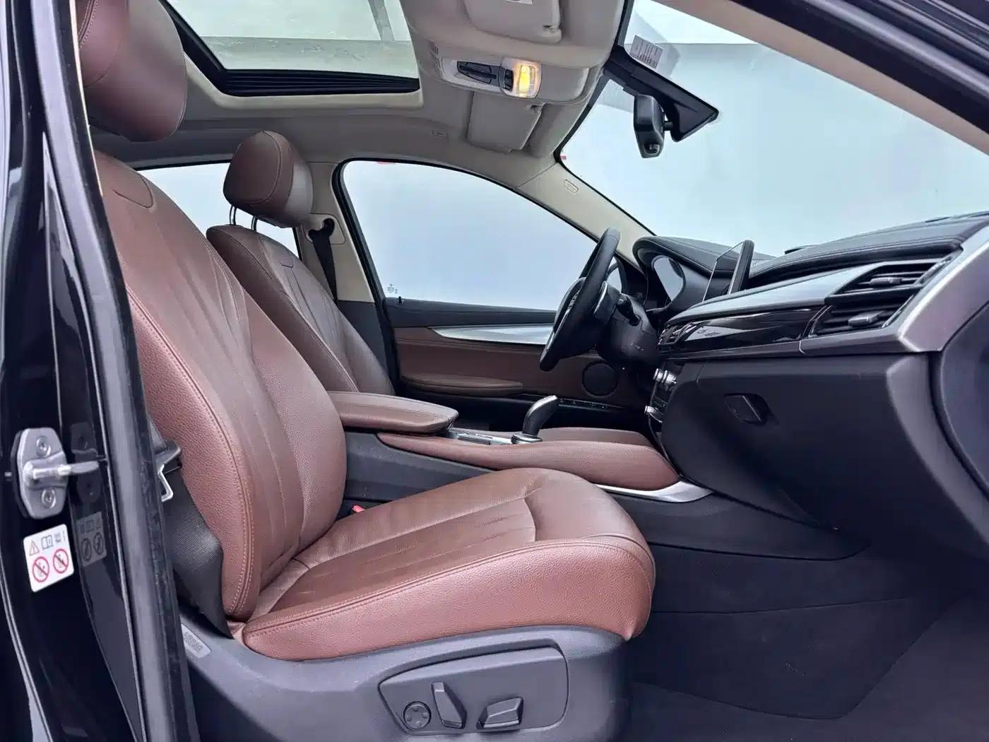 BMW X6 2018 xDrive35i Leading Edition — миниатюра 8