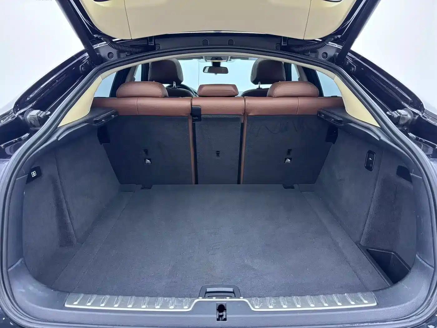 BMW X6 2018 xDrive35i Leading Edition — миниатюра 10