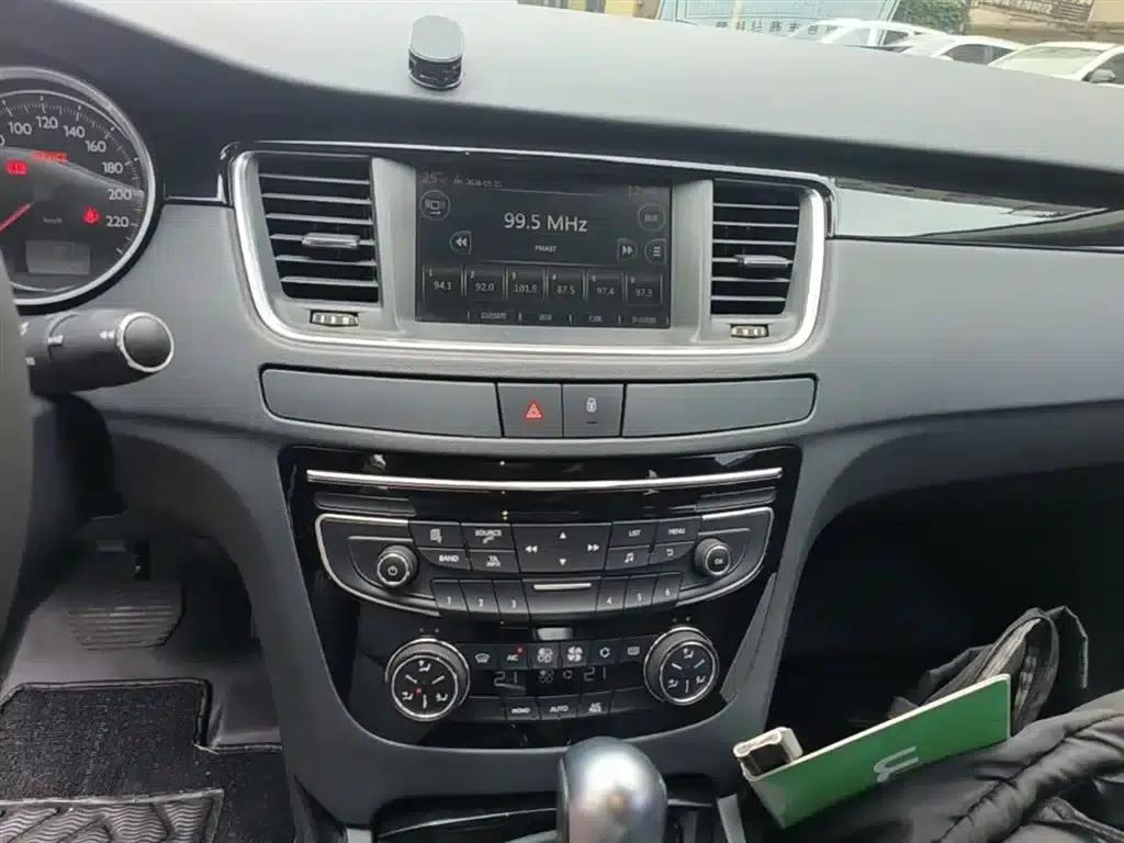 Peugeot 508 2015 1.6THP Automatic Premium Edition — миниатюра 13