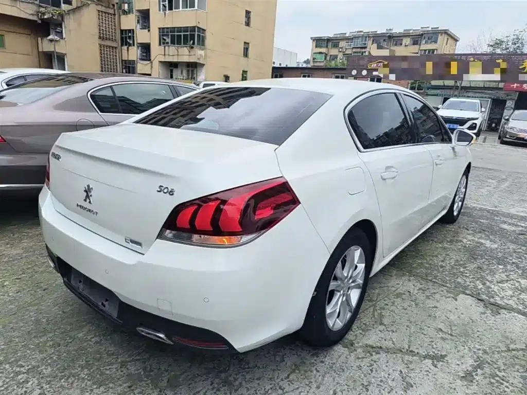 Peugeot 508 2015 1.6THP Automatic Premium Edition — миниатюра 7