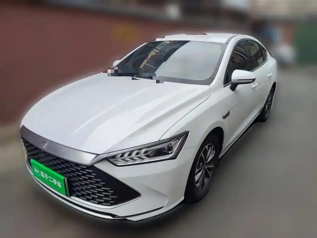Qin PLUS 2023 Champion Edition DM-i 55KM Leading Model — миниатюра 1
