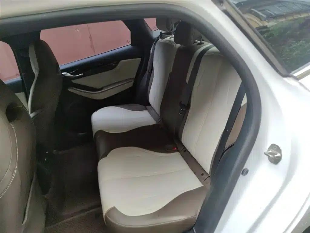 Qin PLUS 2023 Champion Edition DM-i 55KM Leading Model — миниатюра 15