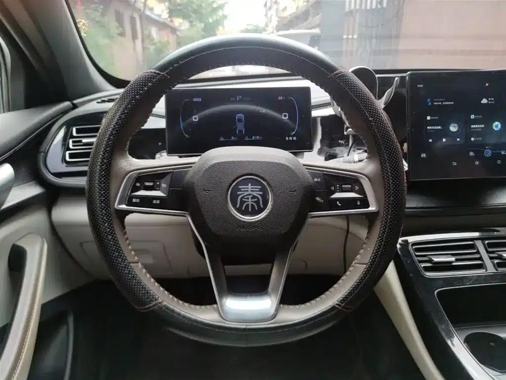 Qin PLUS 2023 Champion Edition DM-i 55KM Leading Model — миниатюра 3