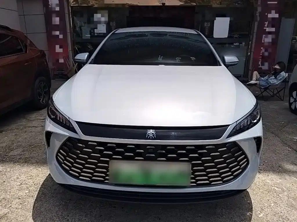 Qin PLUS 2025 DM-i Intelligent Driving Edition 55KM Leading Model — миниатюра 3