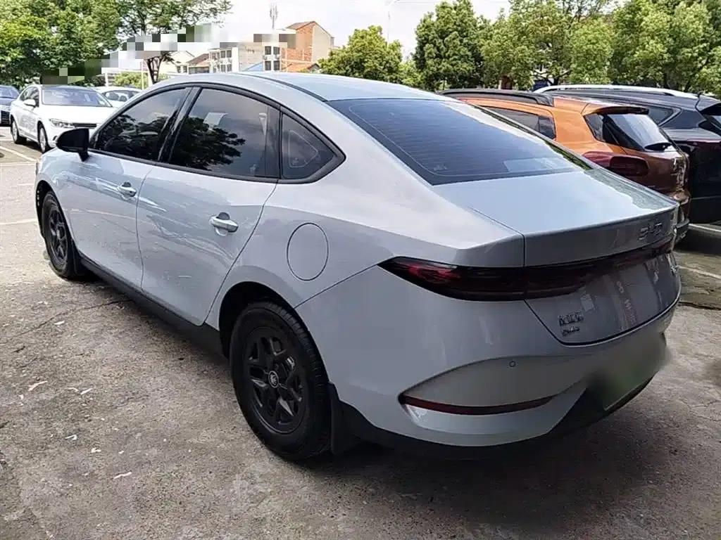 Qin PLUS 2025 DM-i Intelligent Driving Edition 55KM Leading Model — миниатюра 5