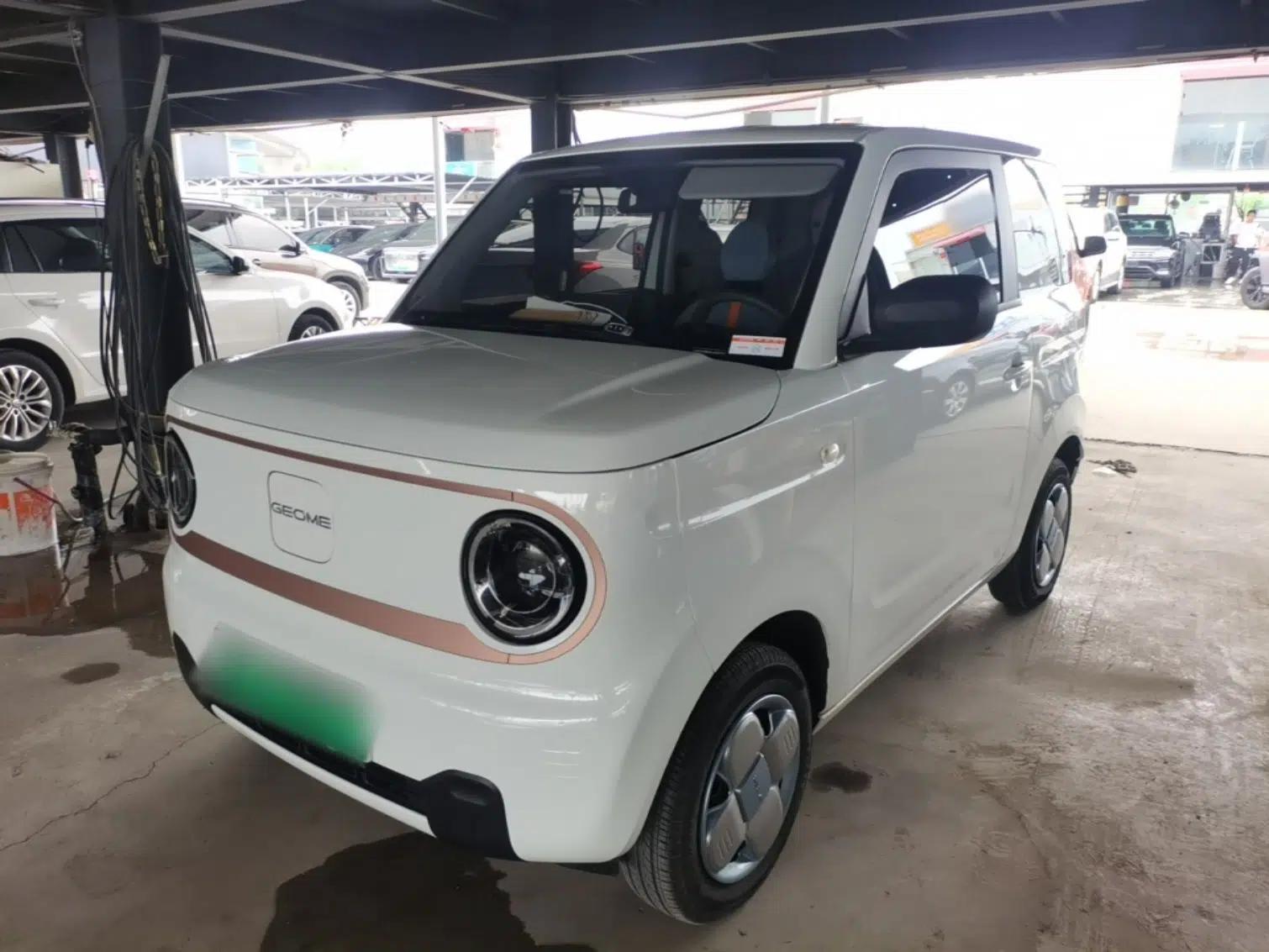 Used Geely Galaxy Panda 2024 Panda Mini 200km Endurance Bear — миниатюра 1