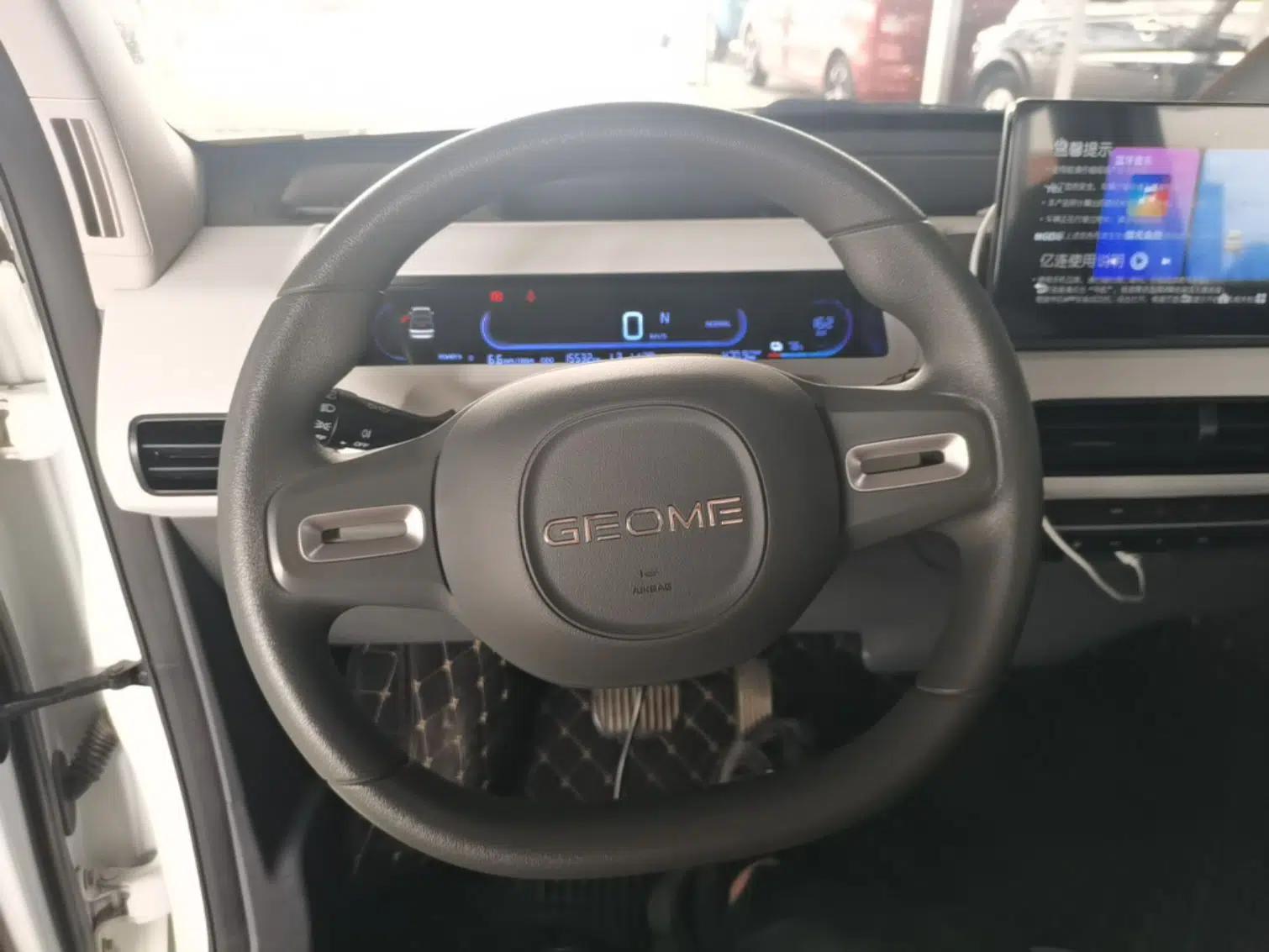 Used Geely Galaxy Panda 2024 Panda Mini 200km Endurance Bear — миниатюра 13